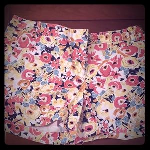 Ann Taylor Loft 3" Floral Shortd